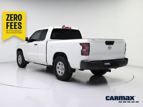 White 2024 Nissan Frontier S