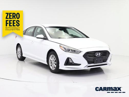 White 2019 Hyundai SONATA SE