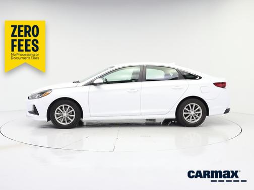 White 2019 Hyundai SONATA SE