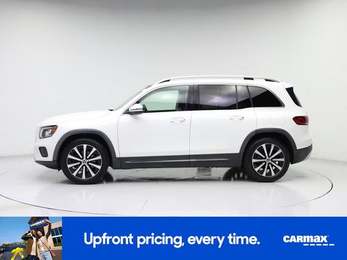 White 2022 Mercedes-Benz GLB 250