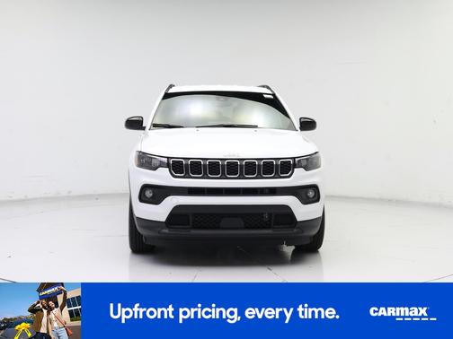 White 2025 Jeep Compass Latitude