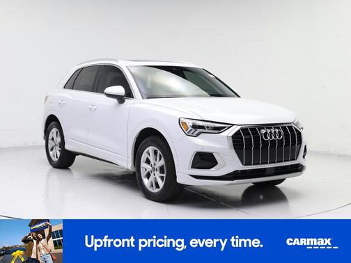 White 2024 Audi Q3 Premium