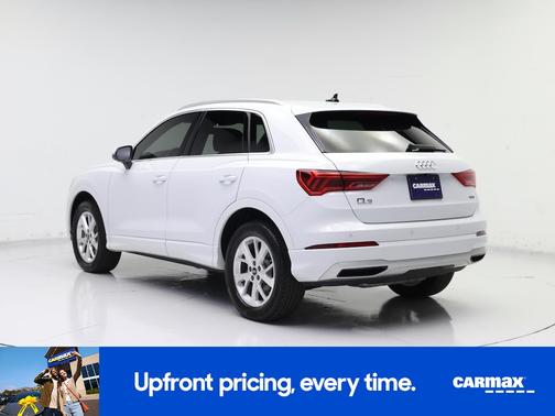 White 2024 Audi Q3 Premium