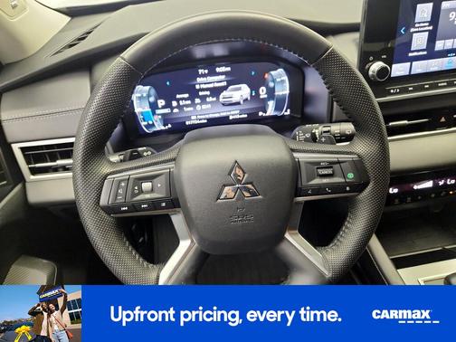 Black 2024 Mitsubishi Outlander SE Black Edition