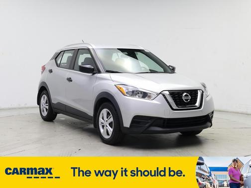 2019 Nissan Kicks S