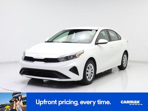 2022 Kia Forte FE