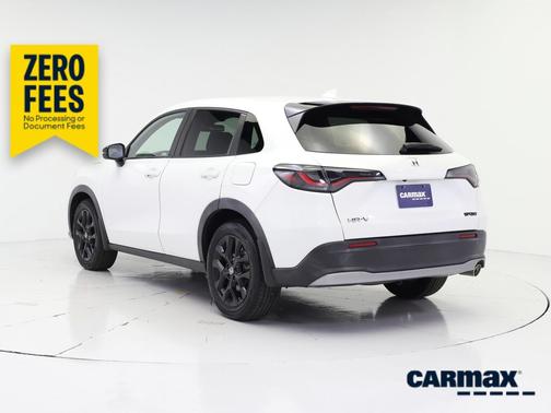 White 2023 Honda HR-V Sport