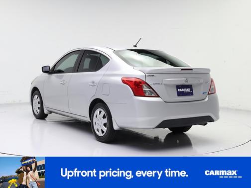 2015 Nissan Versa SV