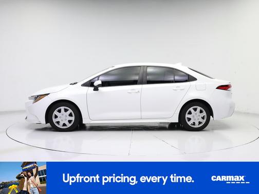 White 2020 Toyota Corolla LE