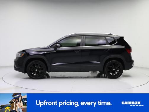 Black 2023 Volkswagen Taos SE
