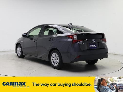 2022 Toyota Prius LE