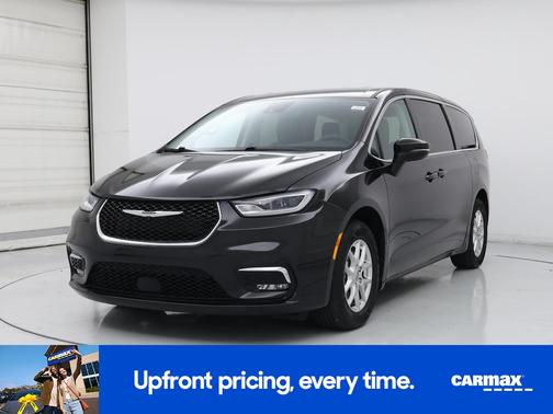 Black 2023 Chrysler Pacifica Touring L