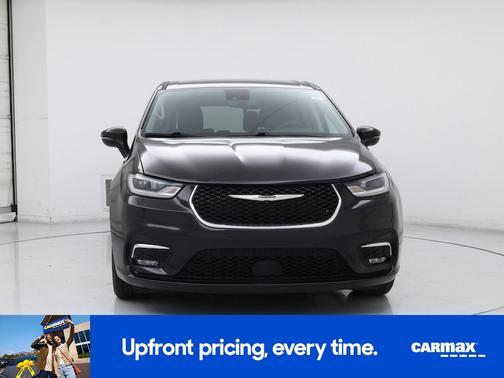 Black 2023 Chrysler Pacifica Touring L