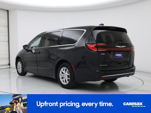 Black 2023 Chrysler Pacifica Touring L