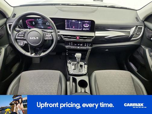 Gray 2025 Kia Seltos S