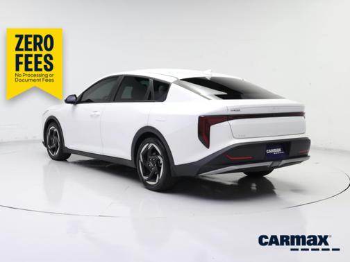 White 2025 Kia K4 EX