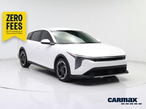 White 2025 Kia K4 EX