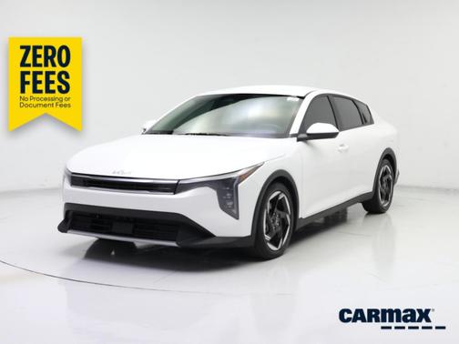 White 2025 Kia K4 EX