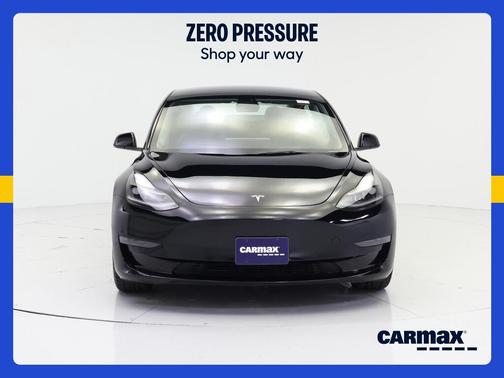 Black 2022 Tesla Model 3