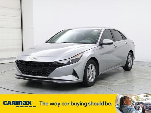 2021 Hyundai ELANTRA SE