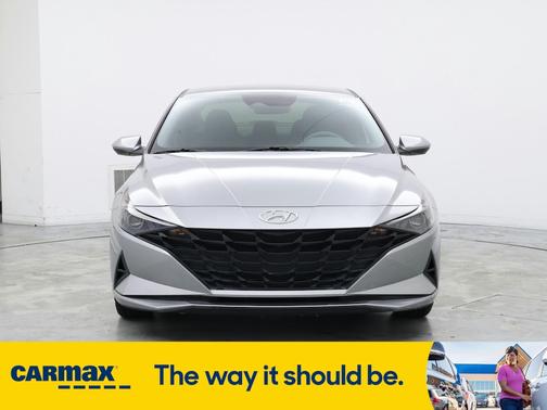 2021 Hyundai ELANTRA SE