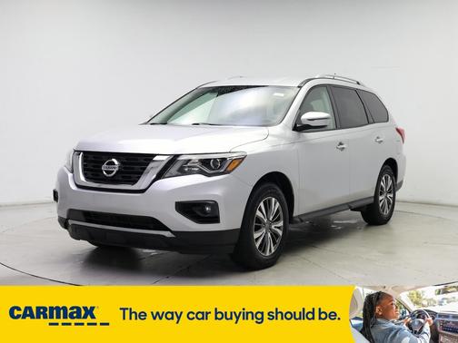 2018 Nissan Pathfinder SV