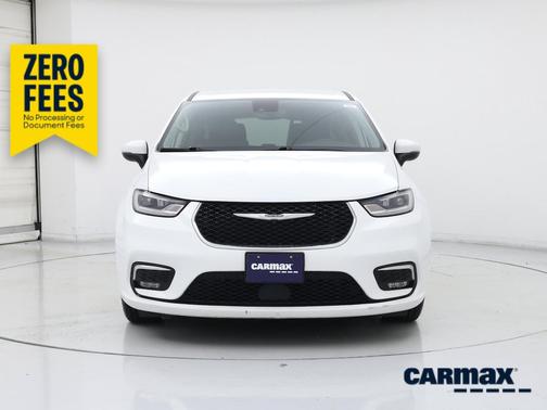 White 2023 Chrysler Pacifica Hybrid Touring L