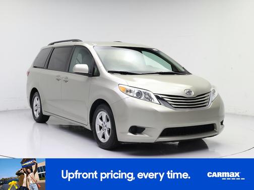 2017 Toyota Sienna LE