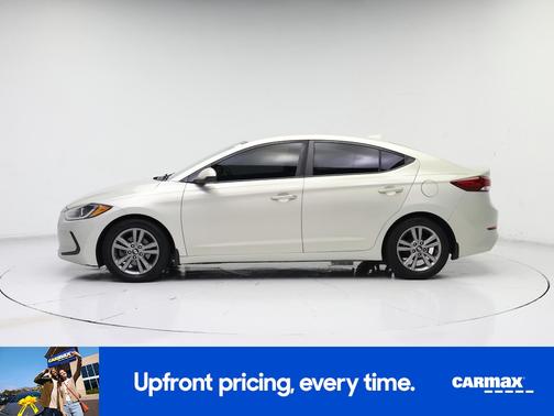 Gold 2017 Hyundai ELANTRA SE