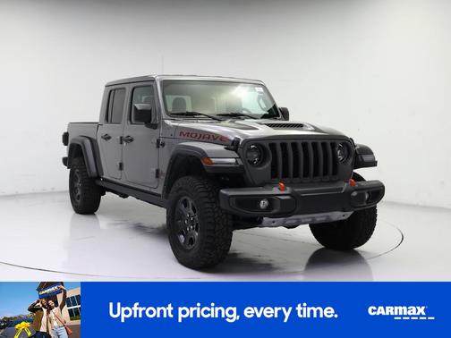Gray 2023 Jeep Gladiator Mojave
