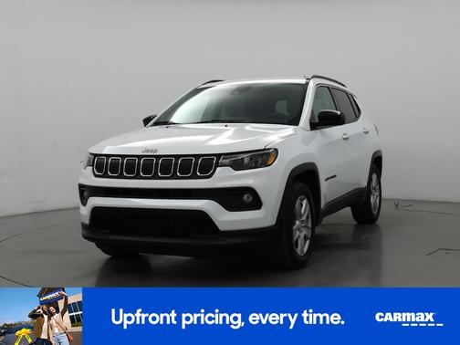 White 2022 Jeep Compass Latitude