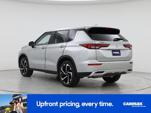 2023 Mitsubishi Outlander SE