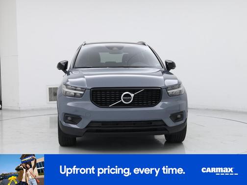 Blue 2022 Volvo XC40 T5 R-Design