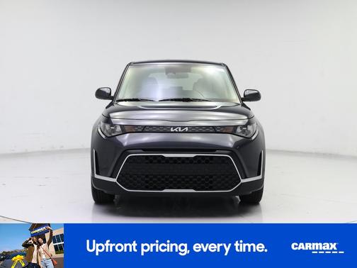 Gray 2024 Kia Soul LX
