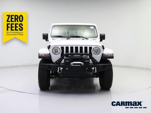 White 2021 Jeep Gladiator Overland