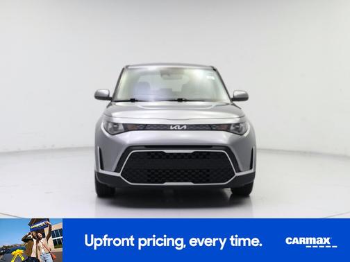 Gray 2025 Kia Soul LX