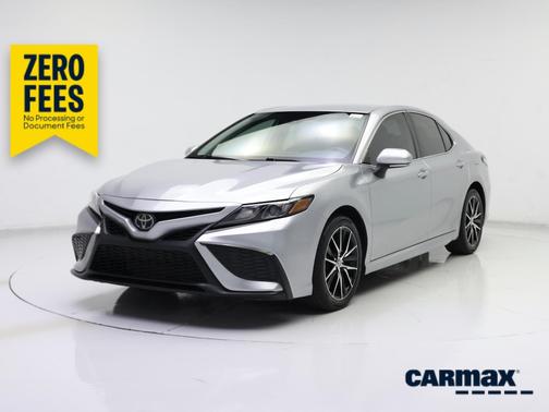 Silver 2023 Toyota Camry SE