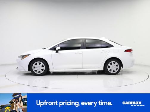 White 2020 Toyota Corolla LE