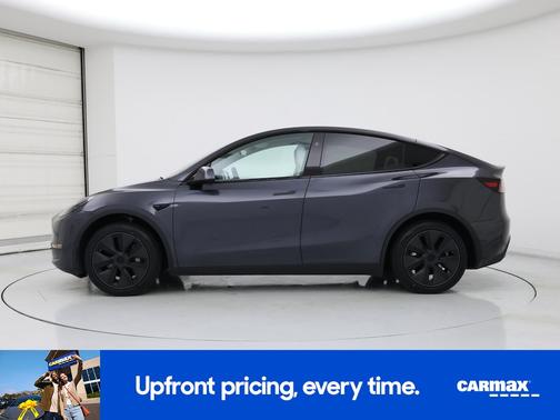 Gray 2025 Tesla Model Y Long Range