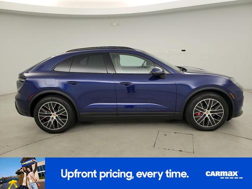 2025 Porsche Macan 4S
