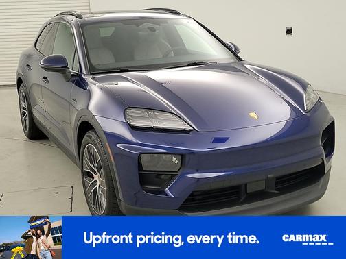 2025 Porsche Macan 4S
