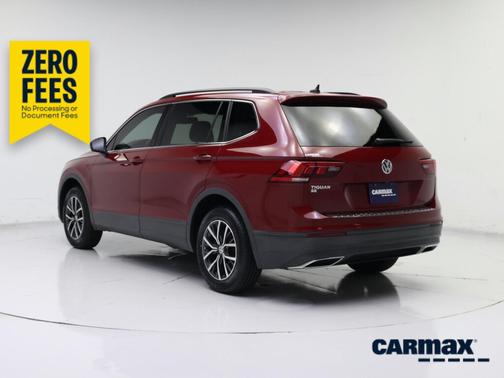 Red 2019 Volkswagen Tiguan SE