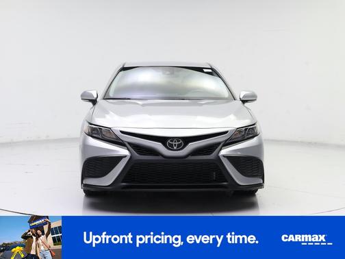 Silver 2023 Toyota Camry SE