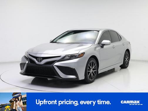 Silver 2023 Toyota Camry SE