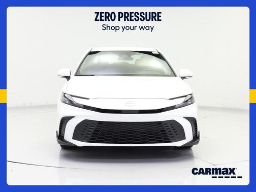 White 2025 Toyota Camry SE