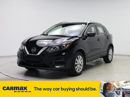 2022 Nissan Rogue Sport SV