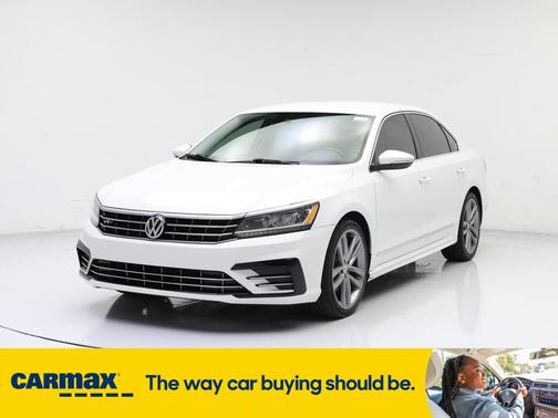 2016 Volkswagen Passat R-Line