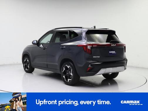 Gray 2025 Kia Seltos S