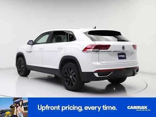 White 2023 Volkswagen Atlas Cross Sport SE