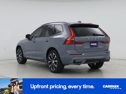 2024 Volvo XC60 B5 Plus Dark Theme